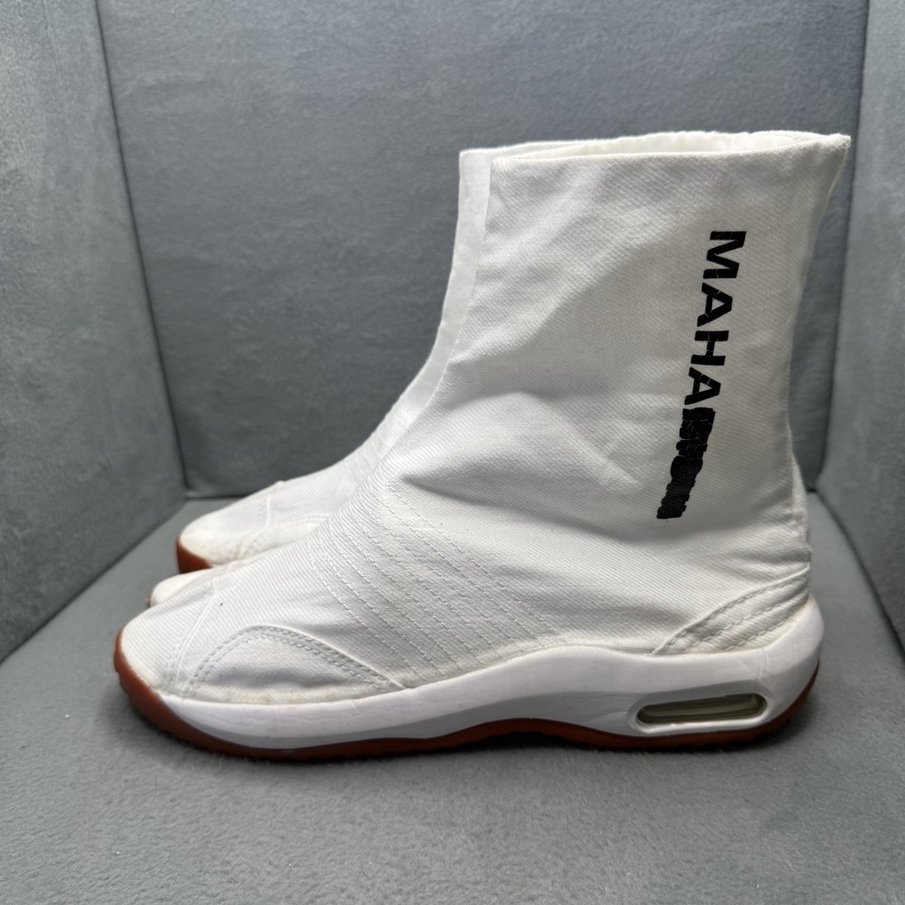 Maharishi Maha Tabi Men's Size 9 White Canvas Split Toe Ninja Boots Gum Sole
